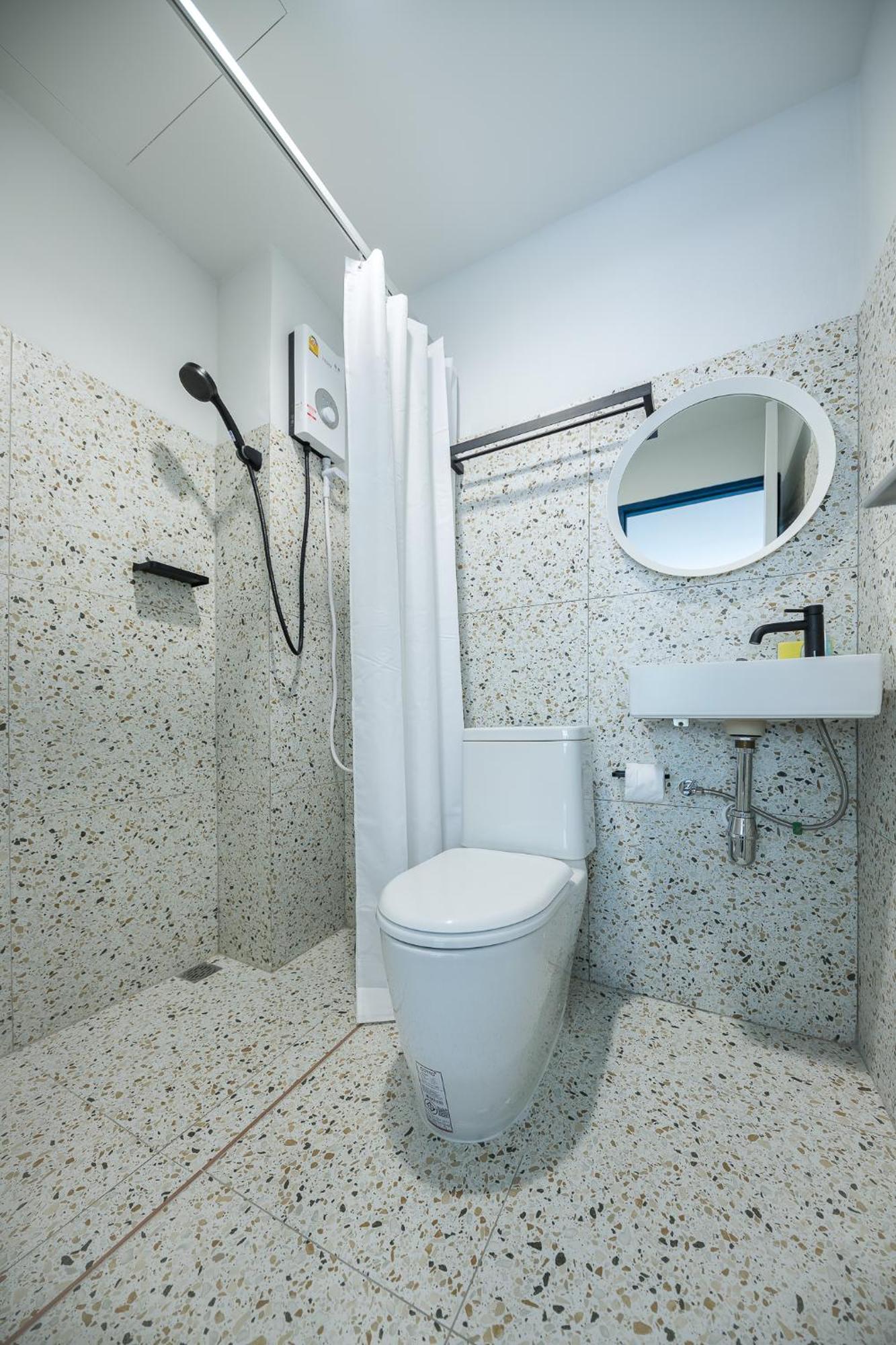 Platinum Premium Deluxe Apartments Банкок Екстериор снимка